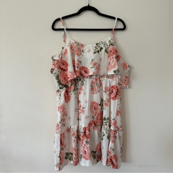 Dresses & Skirts - Floral Sleeveless Dress